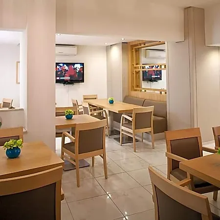 Hermes Hotel 2*