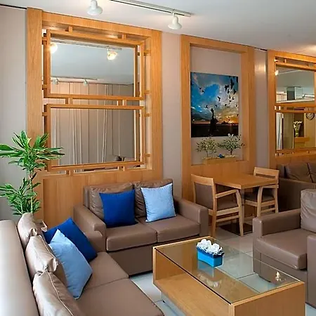 Hermes Hotel 2*