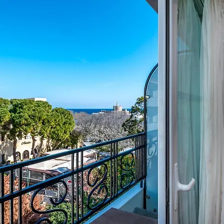 Hermes Otel Rhodes City